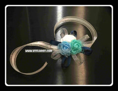 Simple 3 Roses Wristlet- WED0386